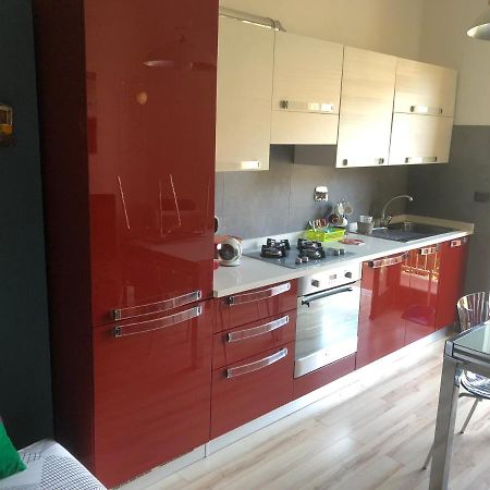 Casa Toret: Bilocale Luminoso E Moderno, Ben Attrezzata Turin Bagian luar foto