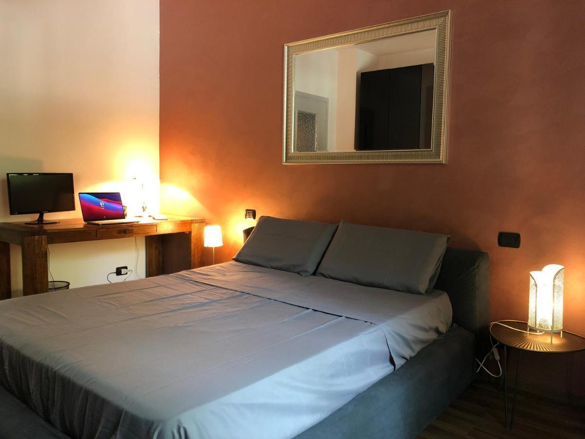 Casa Toret: Bilocale Luminoso E Moderno, Ben Attrezzata Turin Bagian luar foto