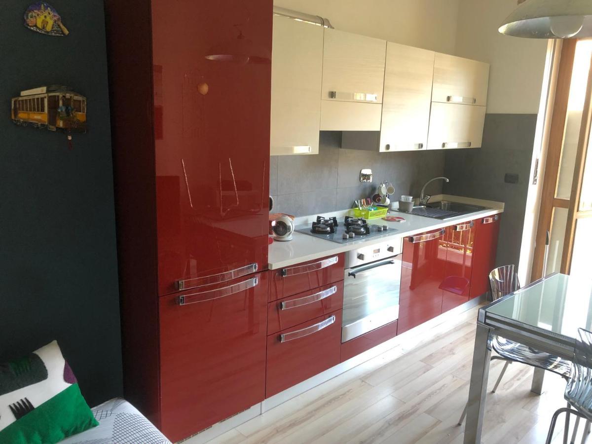Casa Toret: Bilocale Luminoso E Moderno, Ben Attrezzata Turin Bagian luar foto